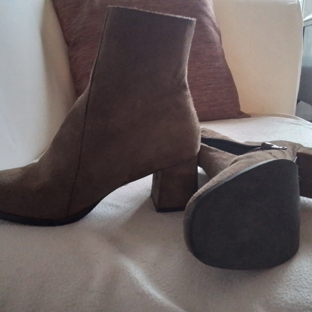 Simons Brown Ankle Boots